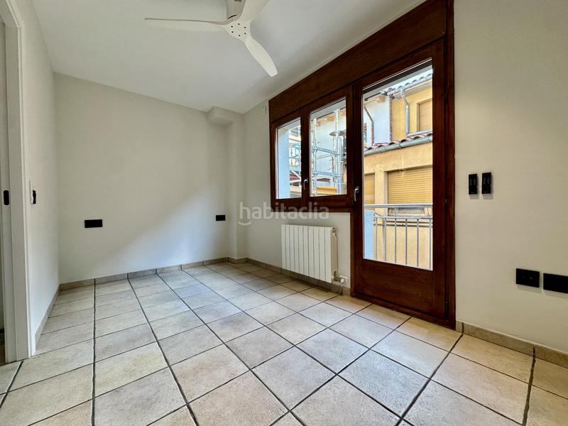 Foto 24a1fe52-219f-4cfe-8f29-db0a650c4459. Casa a schiera con riscaldamento parcheggio in Nord Vic