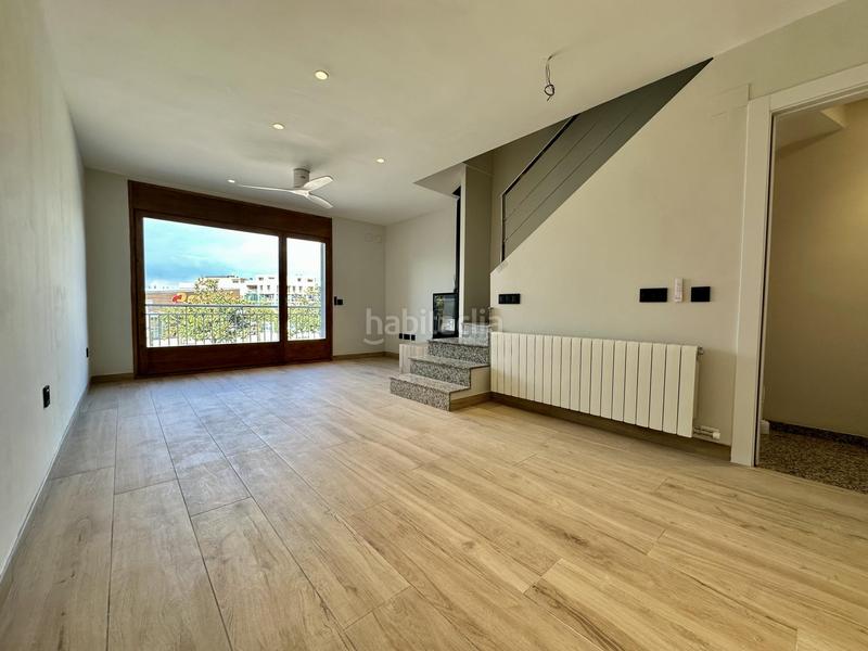 Foto 55c60326-3bcb-4207-8c4c-0e1c1fbcad46. Casa a schiera con riscaldamento parcheggio in Nord Vic