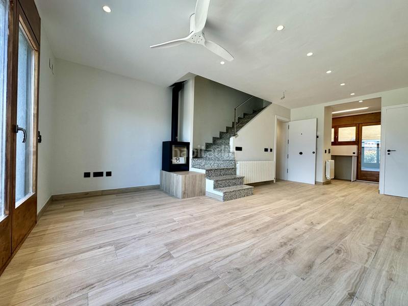 Foto 645fd165-f9cd-40a7-bff0-0e9e004aadfc. Casa a schiera con riscaldamento parcheggio in Nord Vic