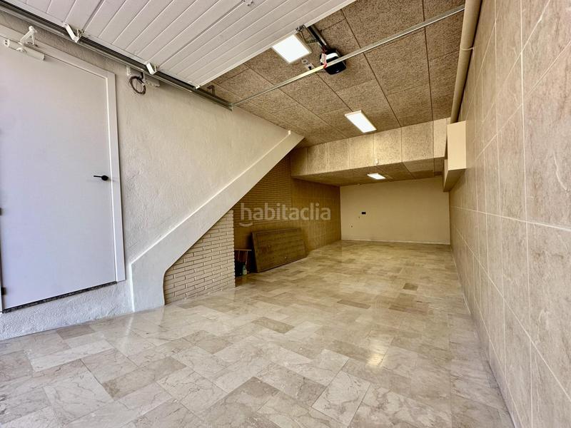 Foto f5d8ab09-073a-4c44-9563-0ed1f4eed96e. Casa a schiera con riscaldamento parcheggio in Nord Vic