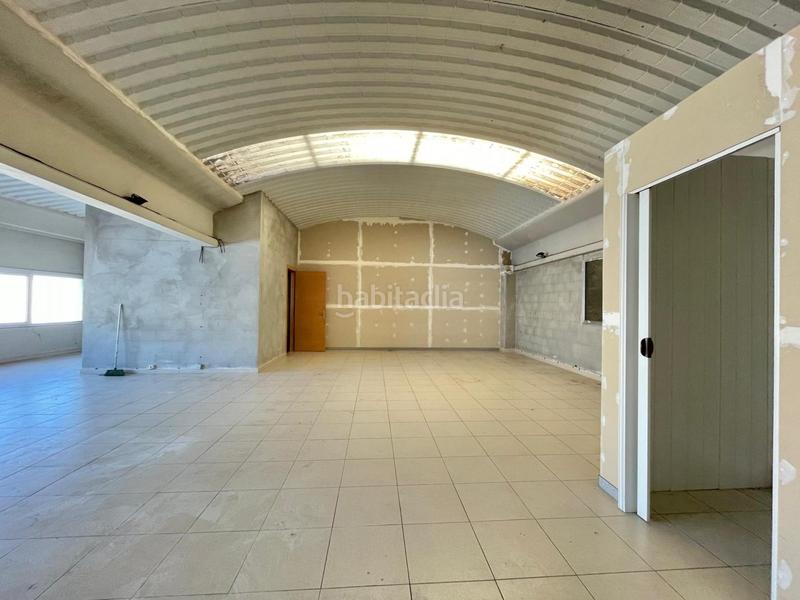 Foto 9029d9e5-8537-4584-8d64-434dbe3b1738. Lloguer nau industrial a Gurb