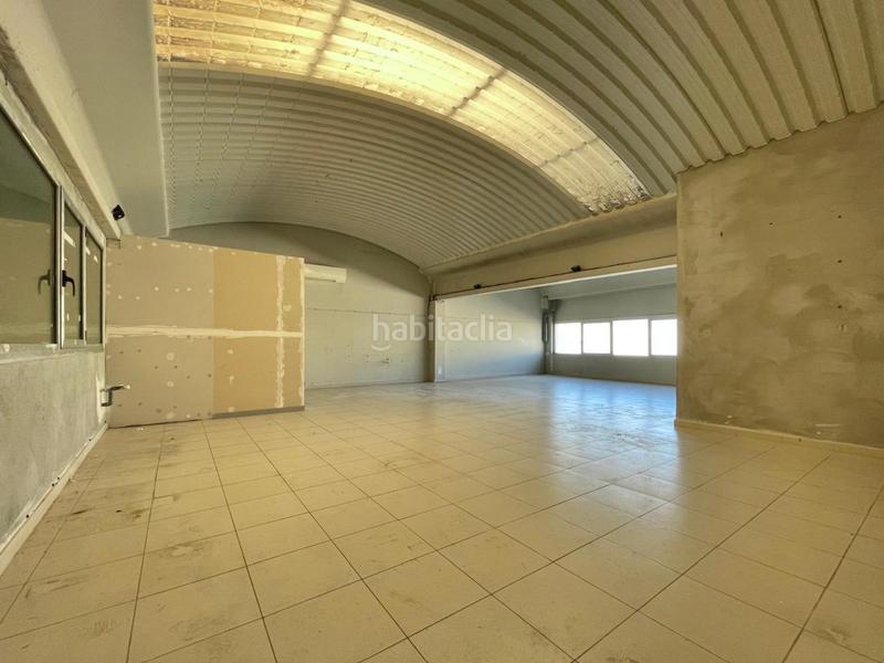 Foto 97e64447-a25d-4503-b5f3-57c02d7af966. Lloguer nau industrial a Gurb