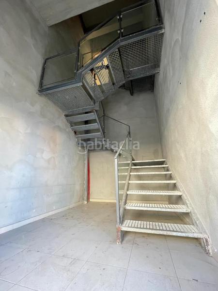 Foto dda553a7-7d08-4bac-bde2-6b09062129e7. Lloguer nau industrial a Gurb