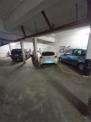 Parking coche en Artigues. Garaje en venta en llefià-artigues