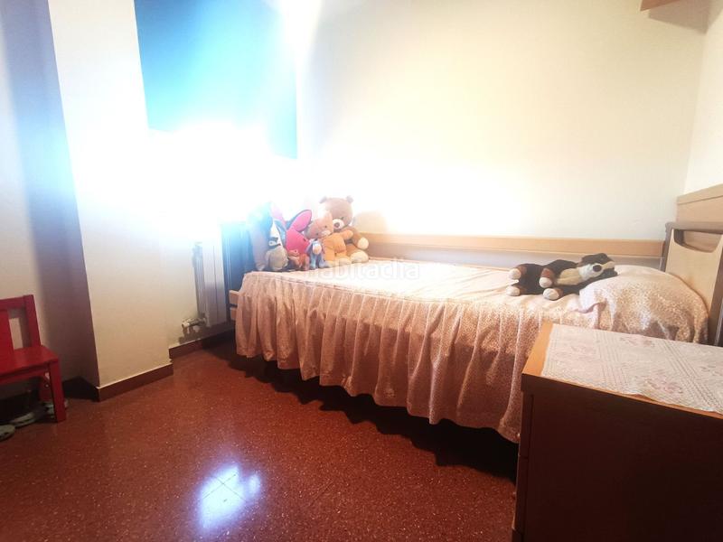 Foto 26ee88da-ded7-4792-b9df-b986f3303b41. Àtic amb calefacció a Llefià Badalona