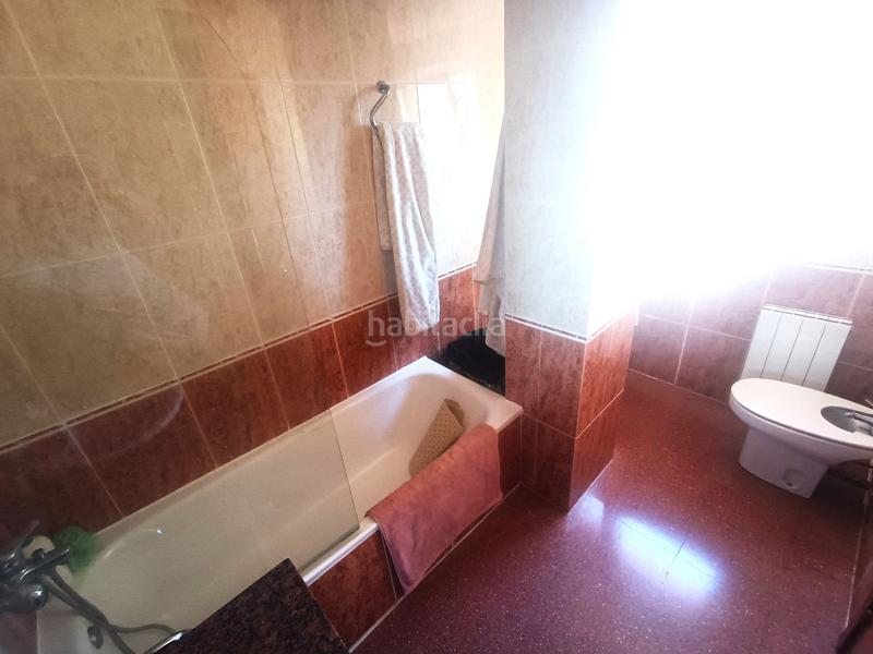 Foto 8b4b0c53-f39b-4d71-b301-23eb2ebcd8bc. Àtic amb calefacció a Llefià Badalona