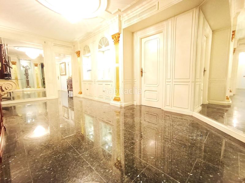 Foto 072808cb-3039-4961-aca5-624c076258e8. Dachwohnung mit heizung parking in Centre Badalona