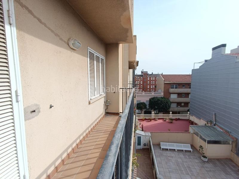 Foto 23935be3-0785-4bd0-94d8-f279de236237. Dachwohnung mit heizung parking in Centre Badalona