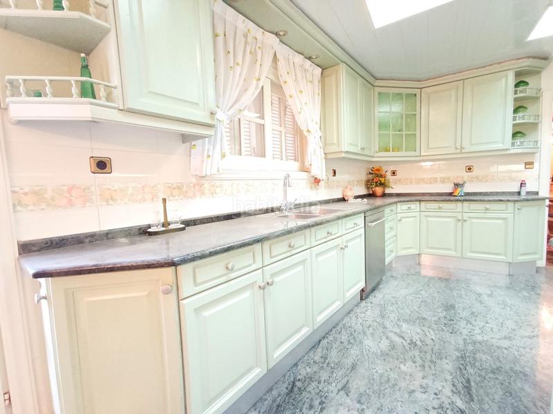 Foto 8b2d0ce4-d82a-4ef7-a76b-b06c68db7a88. Dachwohnung mit heizung parking in Centre Badalona