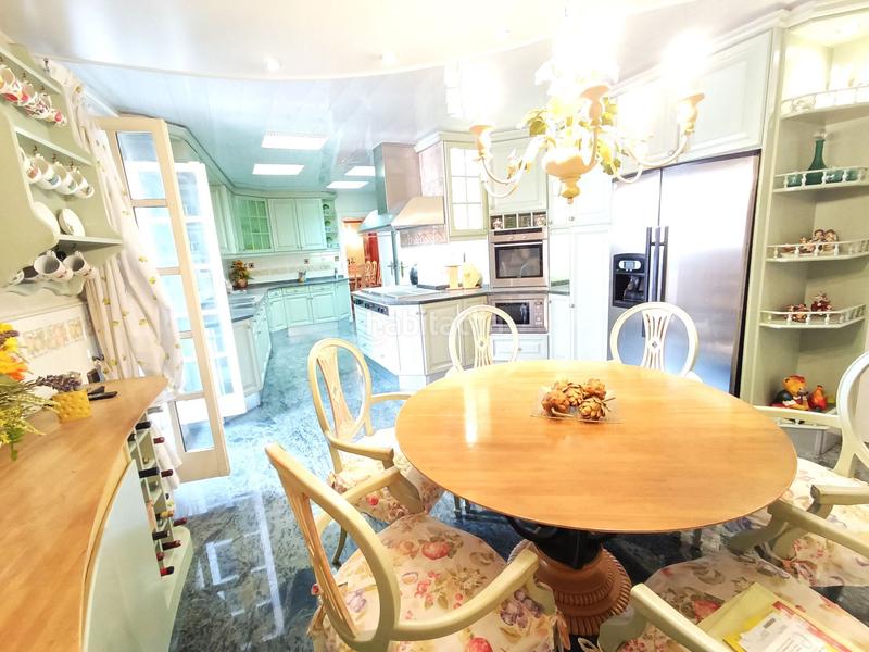 Foto 9b13ceaa-9b0c-4321-8edb-220d86eb5431. Dachwohnung mit heizung parking in Centre Badalona