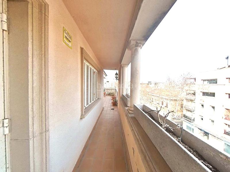 Foto e3bb2d02-34cc-4c07-99e8-27ef74d1a047. Dachwohnung mit heizung parking in Centre Badalona