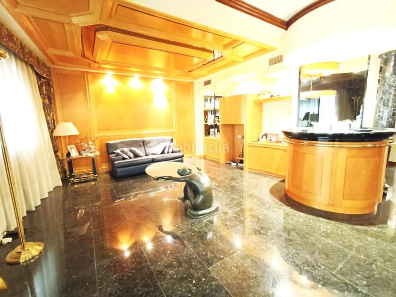 Foto e5c08a96-945e-4234-8e94-14d1b979d310. Dachwohnung mit heizung parking in Centre Badalona