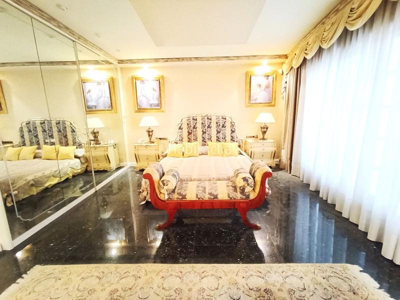 Foto f0b9ba57-ec38-463a-9de1-94bb642655db. Dachwohnung mit heizung parking in Centre Badalona