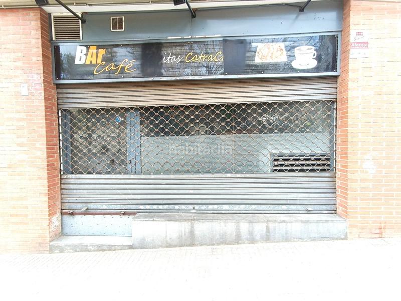 Foto 36e8b4d6-eb95-4b9e-981d-e4ff405e740d. Business premise in El Raval Santa Coloma de Gramenet