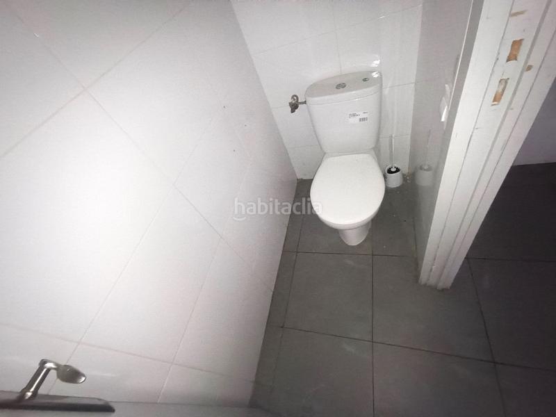 Foto 3d3059de-953b-4e09-8feb-f240276e5d99. Business premise in El Raval Santa Coloma de Gramenet