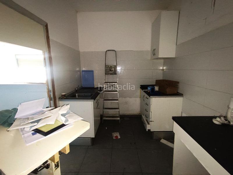 Foto 9e35dff3-da2e-47e4-ae22-0693c48e0939. Business premise in El Raval Santa Coloma de Gramenet