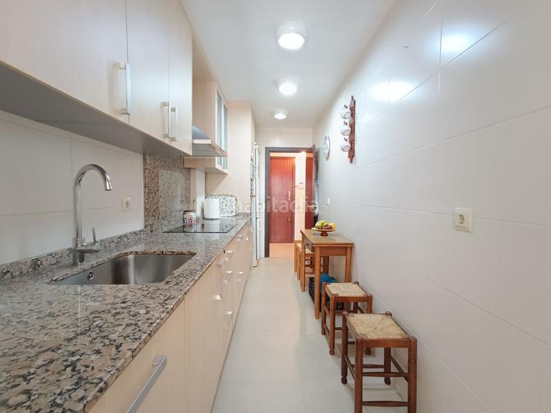 Foto 4193b8b0-f6e5-4543-9352-9c5b3b117c45. Piso 4 habitaciones en sant adriá en Sant Joan Baptista Sant Adrià de Besòs