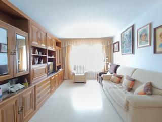 Appartement  Mare de deu del carme. 4 habitaciones en sant adriá