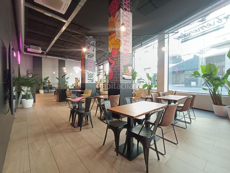 Foto f1b7402f-b79b-467d-ba81-a43f71eb0c90. Pas-de-porte local commercial dans Centre Sabadell