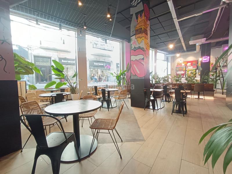 Foto 0eef2b9f-8009-4504-b6c3-a803ab03bd15. Traspaso local comercial gran oportunidad de traspaso de local comercial en el centro en Sabadell