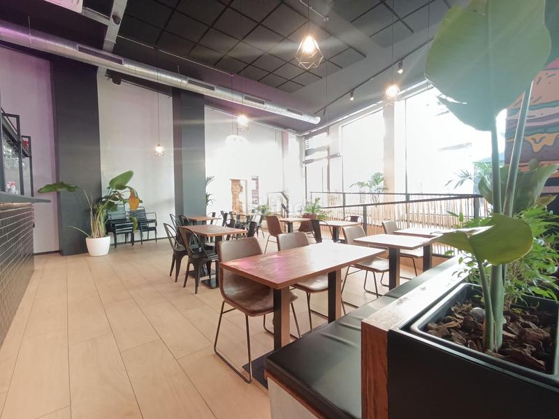 Foto 40d630e1-7b5c-42e6-9e2b-f0b0d2d4c832. Traspaso local comercial gran oportunidad de traspaso de local comercial en el centro en Sabadell