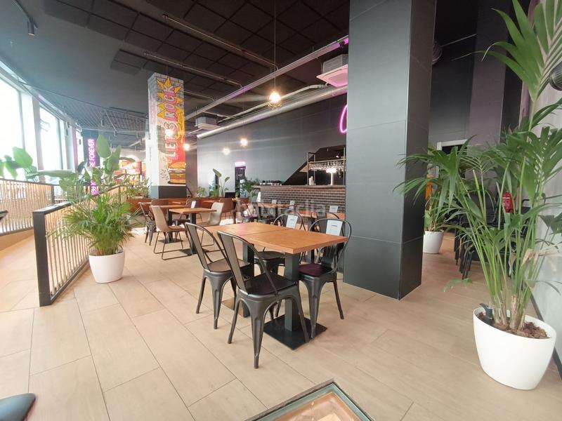 Foto bb6a87dd-3a50-48e7-b453-0dc0dd424fa4. Traspaso local comercial gran oportunidad de traspaso de local comercial en el centro en Sabadell