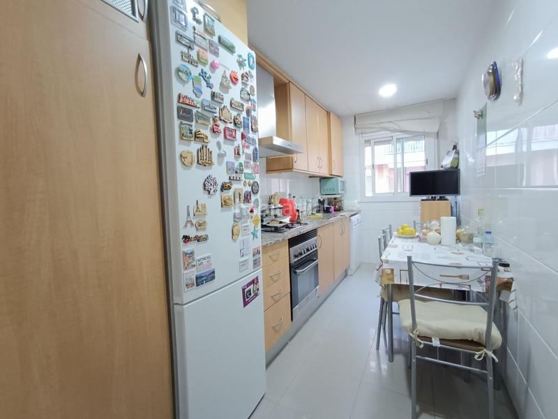 Foto febd60ba-e545-4dcd-80eb-1440b91beb57. Piso  sant adriá 4 habparking seminuevo en Sant Joan Baptista Sant Adrià de Besòs