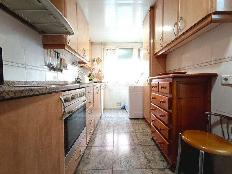 Foto 671cbd82-9c6d-40bb-a7c9-b10ac1e8c57a. Piso oportunidad única en doctor modrego en Congrés Badalona