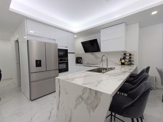 Geschäftsraum in Artigues. Local vivienda     hipoteca al 60    no tiene cedula