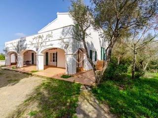 Masía en Sant Climent-Es Canutells. Masía con encanto de 5 dormitorios en venta en alaior, menorca