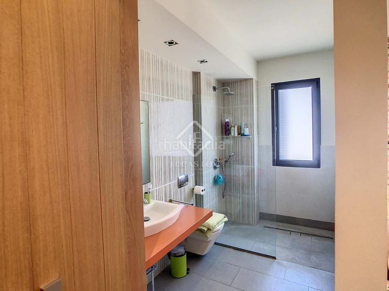 Foto 1a6bf0ee-4456-495c-901e-16c6167573bd. Xalet amb calefacció aparcament piscina a Dalt Sant Joan-Plaça Eivissa Maó