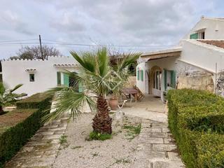 Masia a Sant Lluís-S´Ullestrar-Torret. Casa rural de 4 dormitorios completamente reformada en venta en