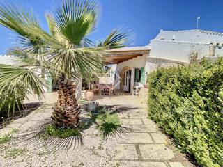 Masia a Sant Lluís-S´Ullestrar-Torret. Casa rural de 4 dormitorios completamente reformada en venta en