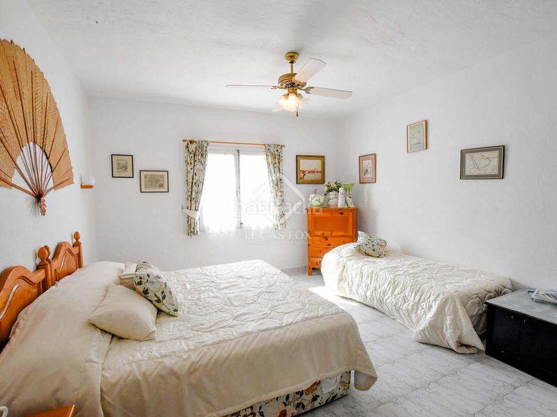 Foto f915085e-2d4b-4d49-be07-f9bdb7feb34d. Mas avec chauffage piscine dans Trebalúger Es Castell