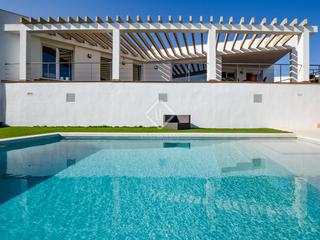 Xalet a Biniancolla-Punta Prima. Magnífica villa de 3 dormitorios en venta en tranquilo son remei