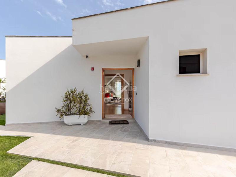 Foto f9bd430b-bec1-425b-b53f-214ae70aa523. Xalet amb calefacció aparcament piscina a Biniancolla-Punta Prima Sant Lluís