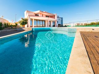 Xalet a Molí des Pla-Andrea Doria. Preciosa villa de 4 dormitorios con vistas al mar en venta en ma