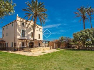 Masia a Ciutadella. Casa rural de 7 dormitorios con licencia turística en venta en c