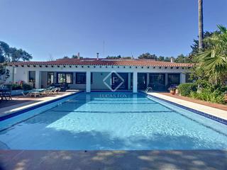 Chalet en Sant Climent-Es Canutells. Villa de 7 dormitorios en venta en una conocida urbanización con