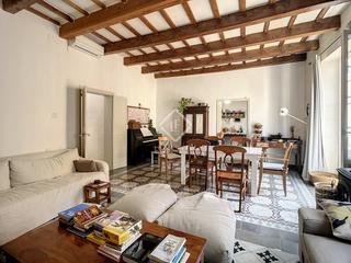 Xalet a Centre Històric. Casa de pueblo de 6 dormitorios con encanto, reformada pero con