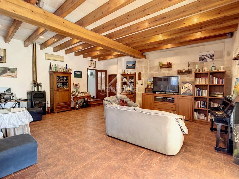 Foto a1583416-f15a-4078-9b28-70027c62e498. Masía casa de campo de 4 dormitorios con apartamento de invitados en venta en Ciutadella de Menorca