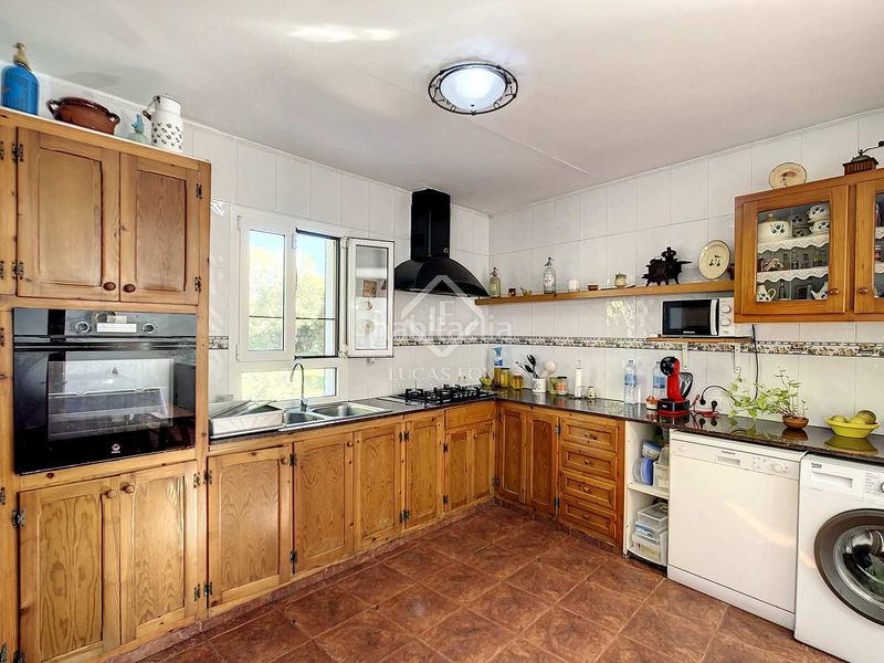 Foto ee586f47-44b0-413a-8085-04fcc4b1edca. Masía casa de campo de 4 dormitorios con apartamento de invitados en venta en Ciutadella de Menorca