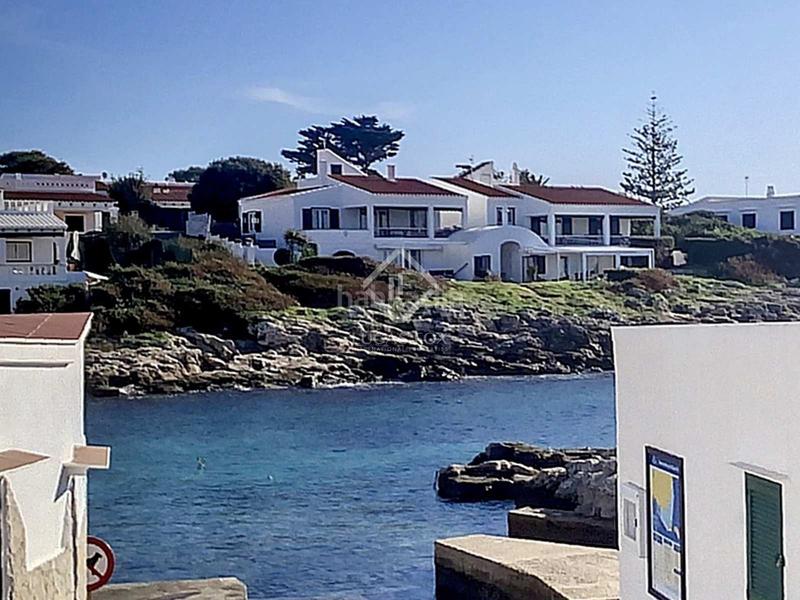 Foto d44c3d67-7bd9-4252-8ce8-c31f372049ac. Xalet amb calefacció aparcament a Biniancolla-Punta Prima Sant Lluís