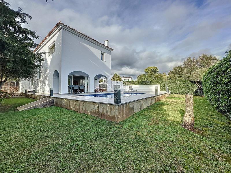 Foto 20a83466-4d26-47f5-bb84-db03cc0f7b24. Xalet amb calefacció aparcament piscina a Cala en Porter Alaior