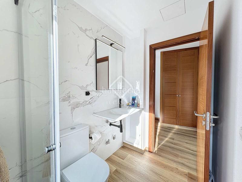 Foto 2de0f530-a1e0-40b3-b61b-43798490b929. Xalet amb calefacció aparcament piscina a Cala en Porter Alaior