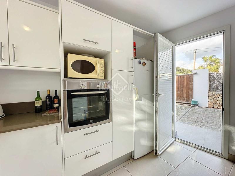 Foto 33642863-9683-49fd-ad07-8c5b98ecc516. Xalet amb calefacció aparcament piscina a Cala en Porter Alaior