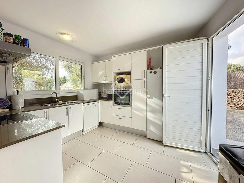 Foto 7d4c8792-74a8-4eb4-b318-fe86a225b7e5. Xalet amb calefacció aparcament piscina a Cala en Porter Alaior