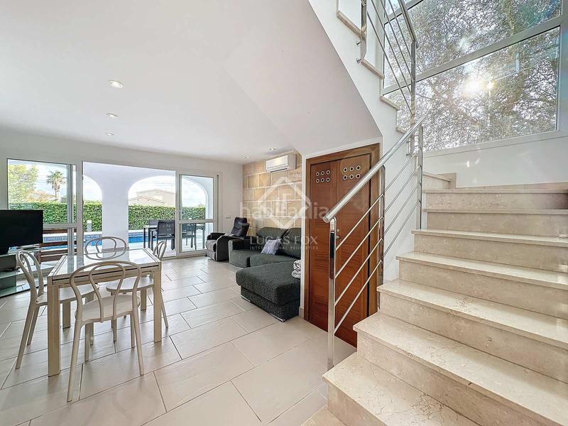 Foto d9dccf38-2dfa-466a-958e-a428a5f5c4bb. Xalet amb calefacció aparcament piscina a Cala en Porter Alaior