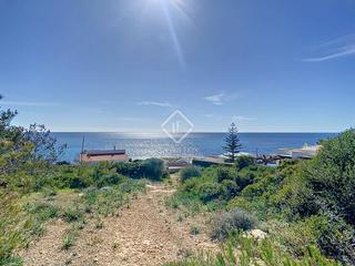 Finca rústica a Biniancolla-Punta Prima. Parcela urbana con vistas al mar en venta en sant lluís, menorca