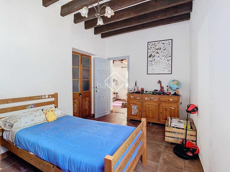 Foto e3466a5a-e280-4c88-b318-487f3f2264d1. Chalet con parcheggio in Sant Lluís-s´ullestrar-torret Sant Lluís